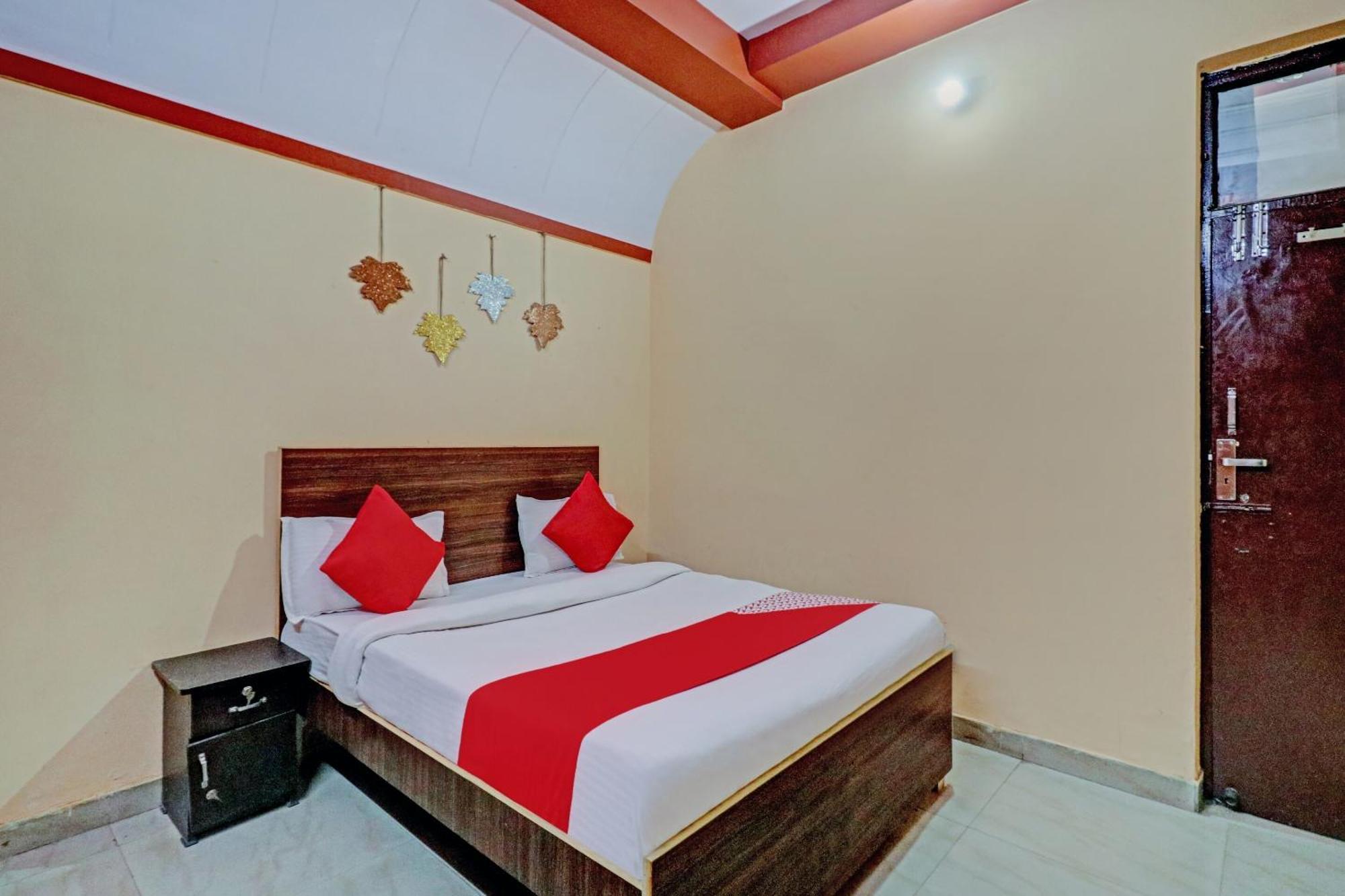 OYO 73491 Rj Villa Indirapuram Exteriör bild