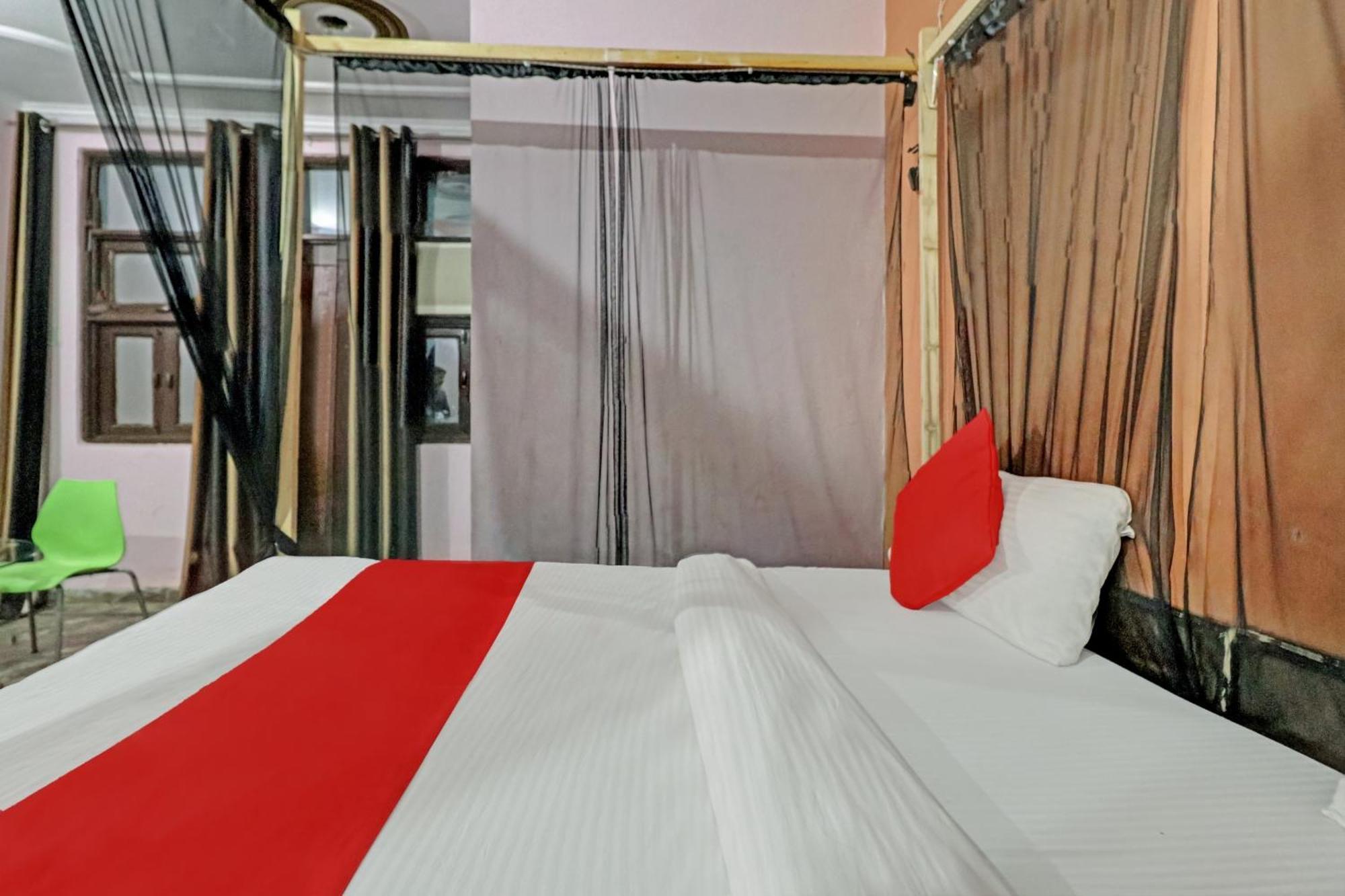OYO 73491 Rj Villa Indirapuram Exteriör bild